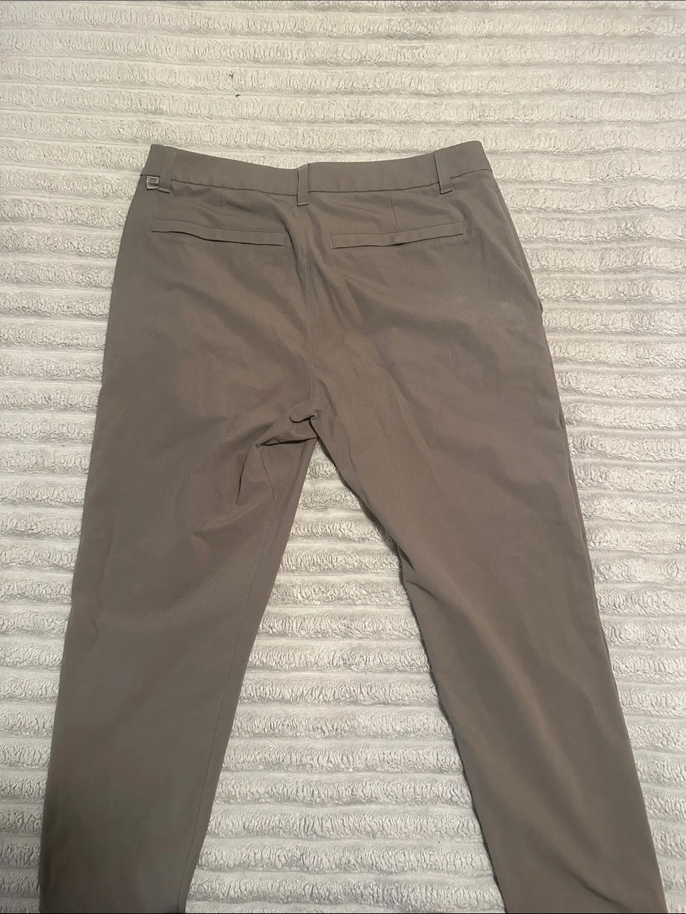 lululemon athletica Men's Chino Pants in Taupe Brown